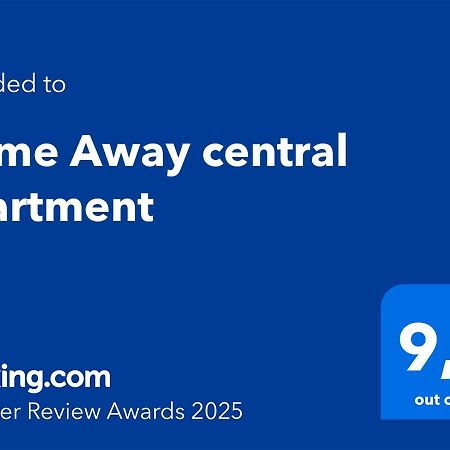 Home Away Main Square Apartment ポプラト エクステリア 写真