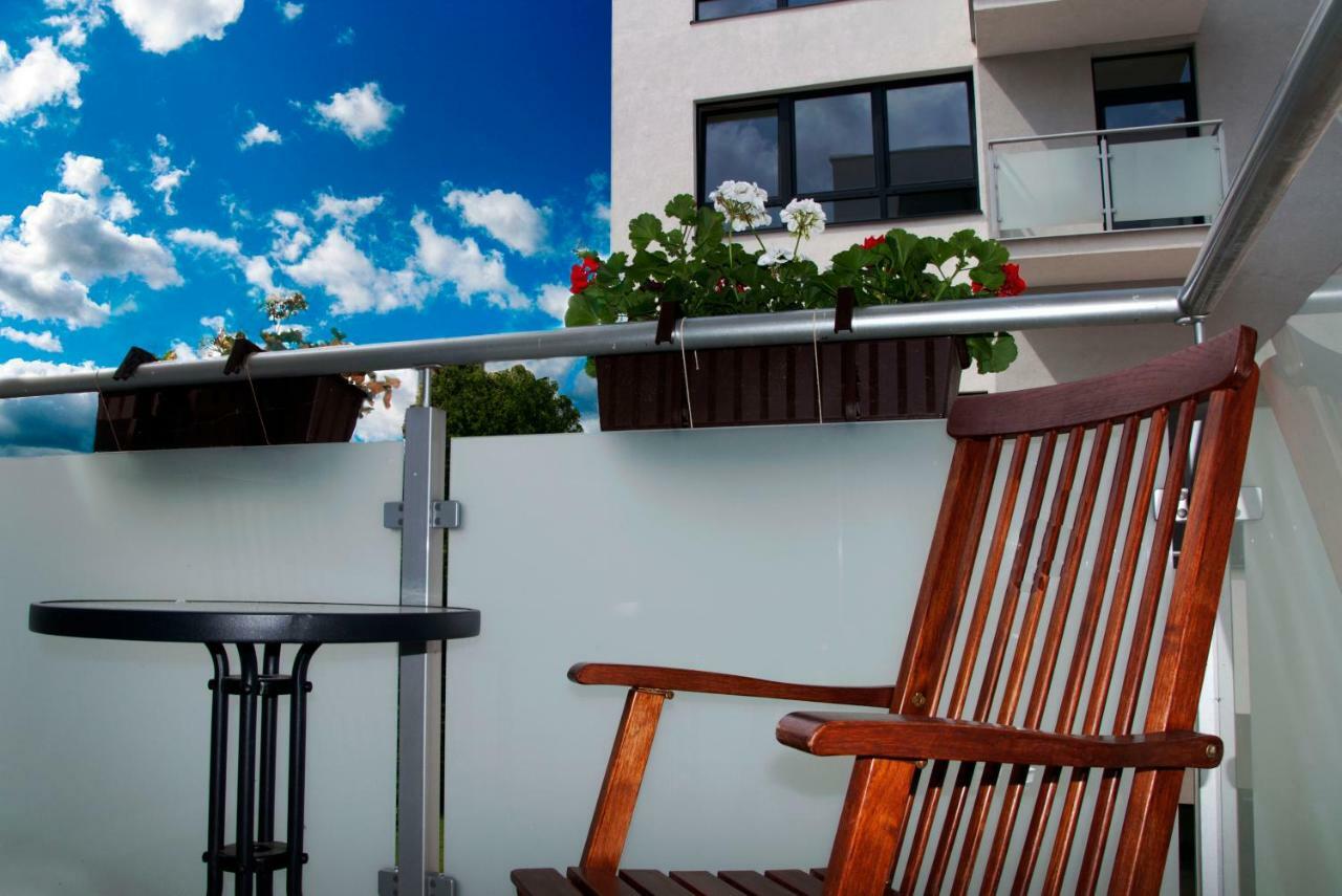 Home Away Main Square Apartment ポプラト エクステリア 写真